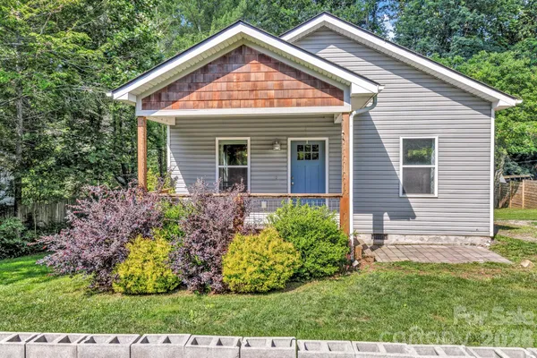 $380,000 | 330 Old County Home Road, Asheville, NC 28806