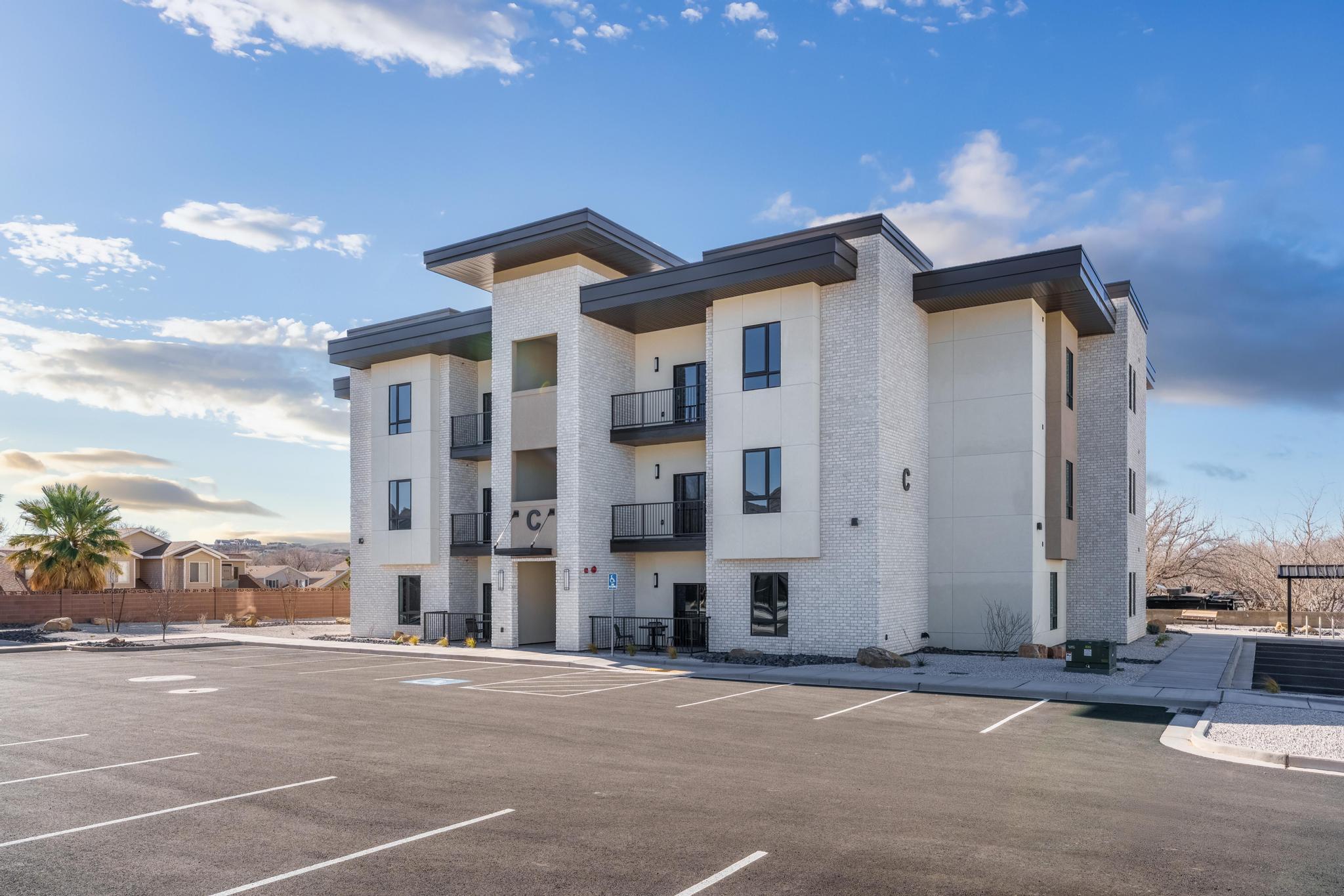 983 West State Street, Unit C203 Hurricane, UT 84737 - Photo 41 of 48 DSC09722-HDR-Edit