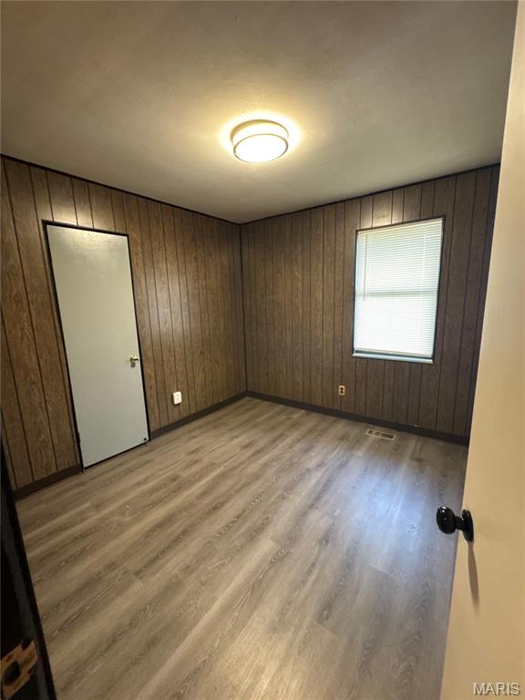 2166 North Warson Road St. Louis, MO 63114 - Photo 9 of 12 Gallery Image 9