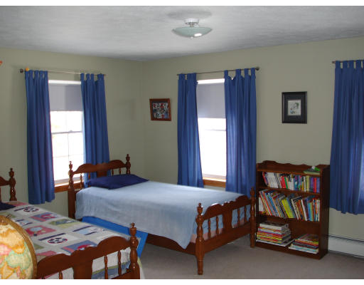 572 Stickney Road Fitchburg, MA 01420 - Photo 11 of 12 Gallery Image 11