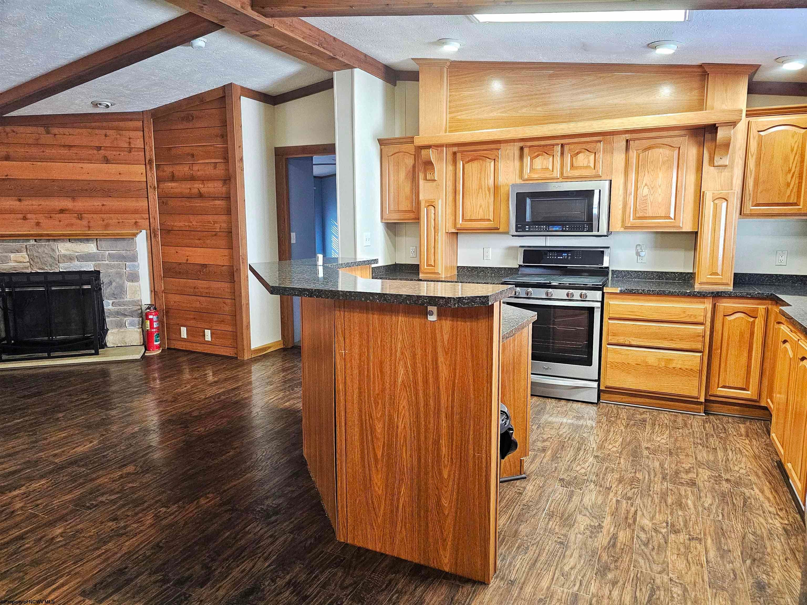 2869 Odells Knob Road Shinnston, WV 26431 - Photo 6 of 29 Gallery Image 6