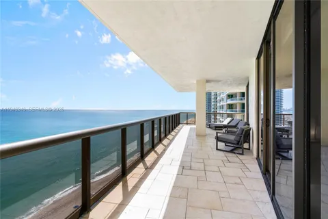 $2,100,000 | 16275 Collins Avenue, Unit 1501, Sunny Isles Beach, FL 33160