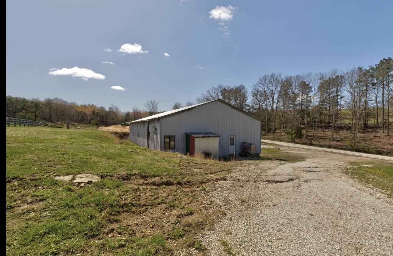 11002-3 Stulltown Road Owingsville, KY 40360 - Photo 2 of 5 IMG_8495