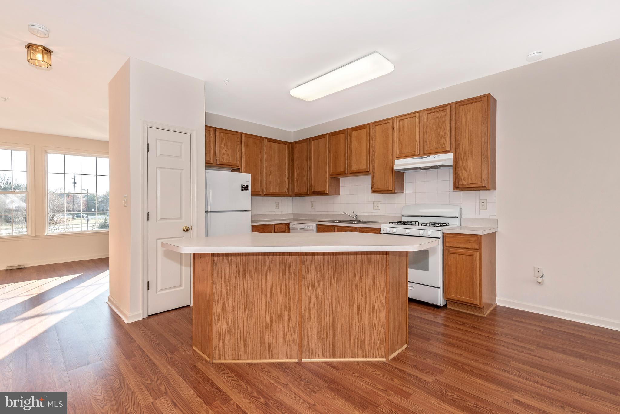18034 Rockingham Place Germantown, MD 20874 - Photo 18 of 38