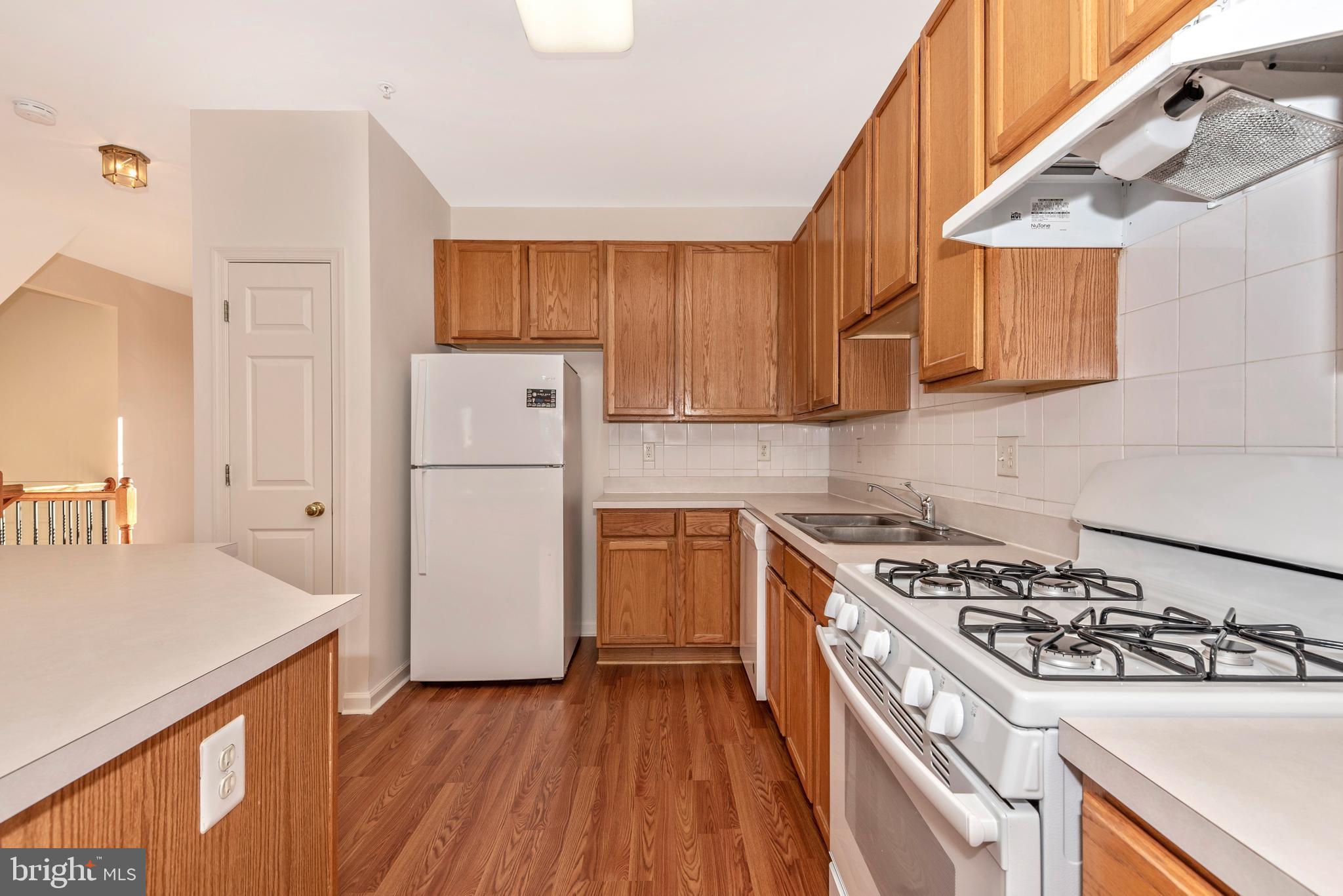 18034 Rockingham Place Germantown, MD 20874 - Photo 21 of 38