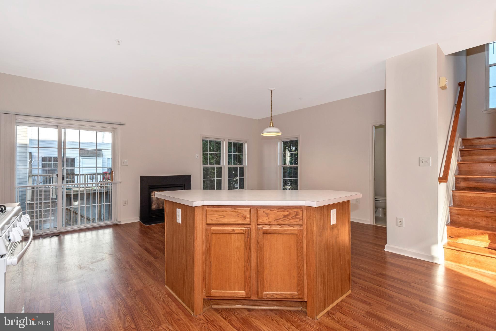 18034 Rockingham Place Germantown, MD 20874 - Photo 23 of 38