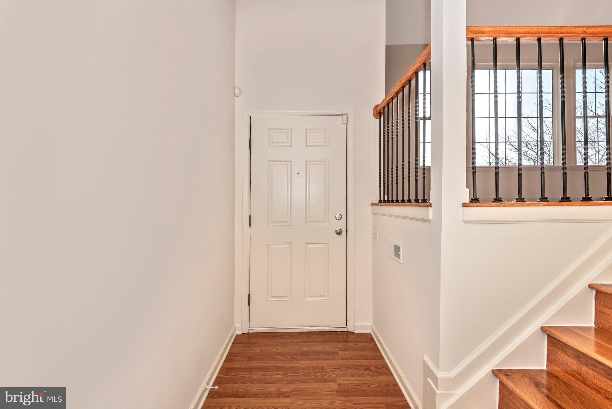 18034 Rockingham Place Germantown, MD 20874 - Photo 5 of 38