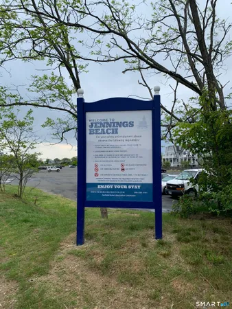 $899,000 | 20 Benson Place, Fairfield, CT 06824