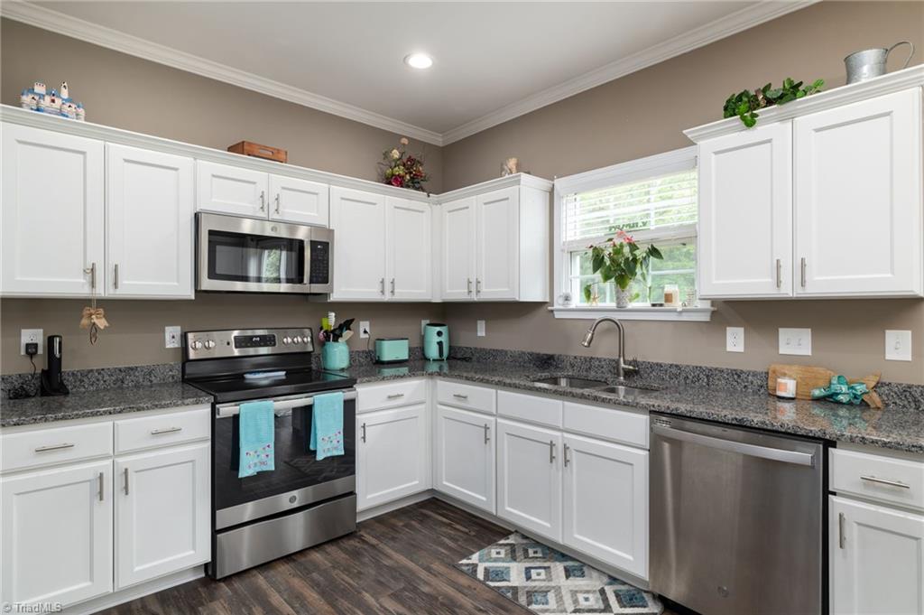 935 Red Marshall Road Pelham, NC 27311 - Photo 12 of 36 Gallery Image 12