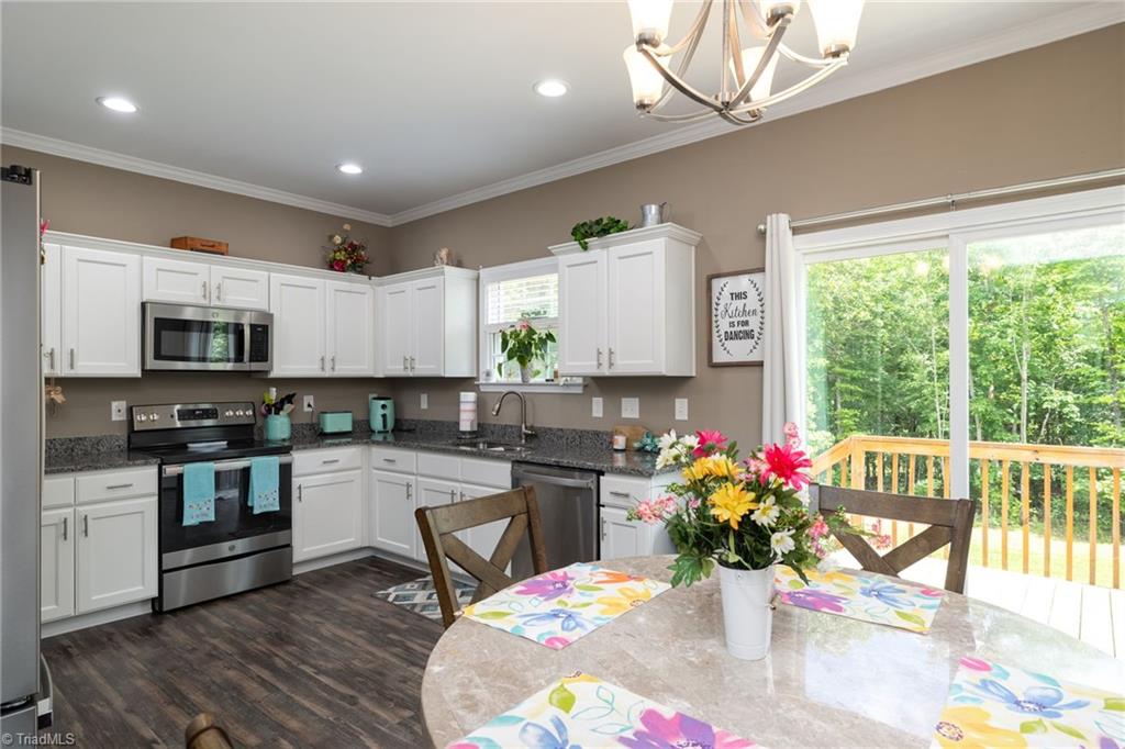 935 Red Marshall Road Pelham, NC 27311 - Photo 9 of 36 Gallery Image 9