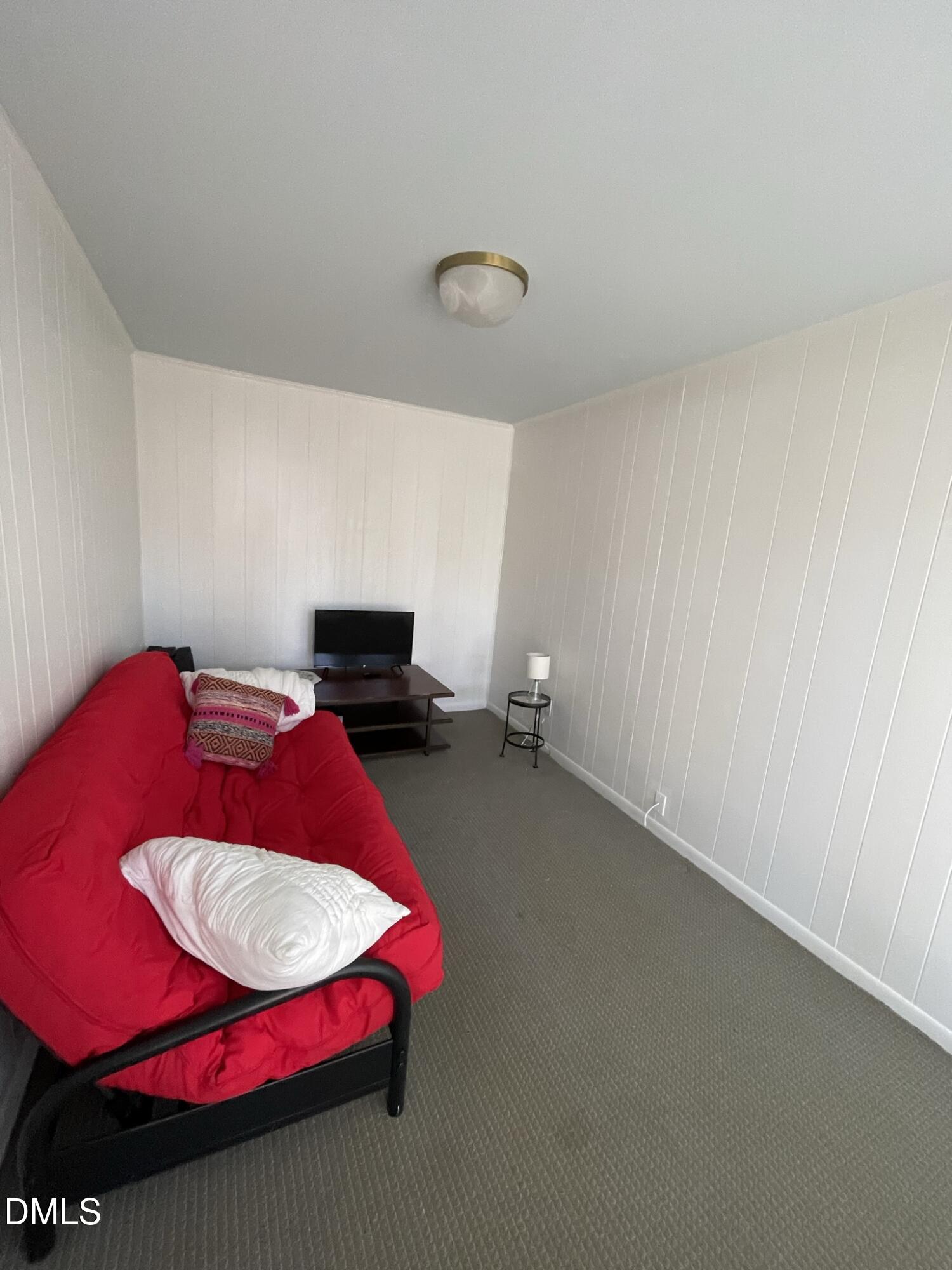 1009 Canterbury Road Raleigh, NC 27607 - Photo 14 of 31 a living room with furniture