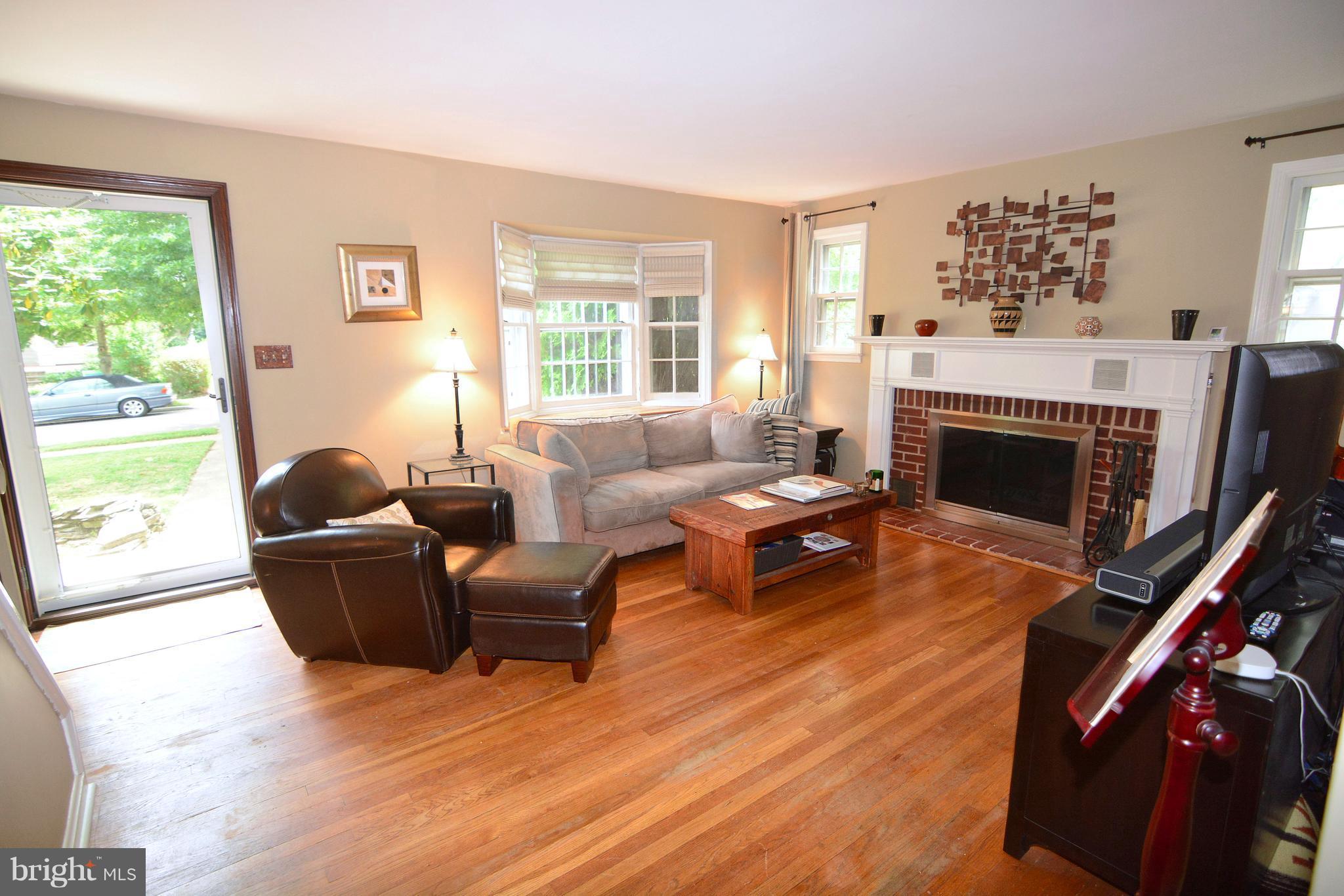 614 Dunkirk Road Baltimore, MD 21212 - Photo 2 of 30 Bay Window allows abundant natural light