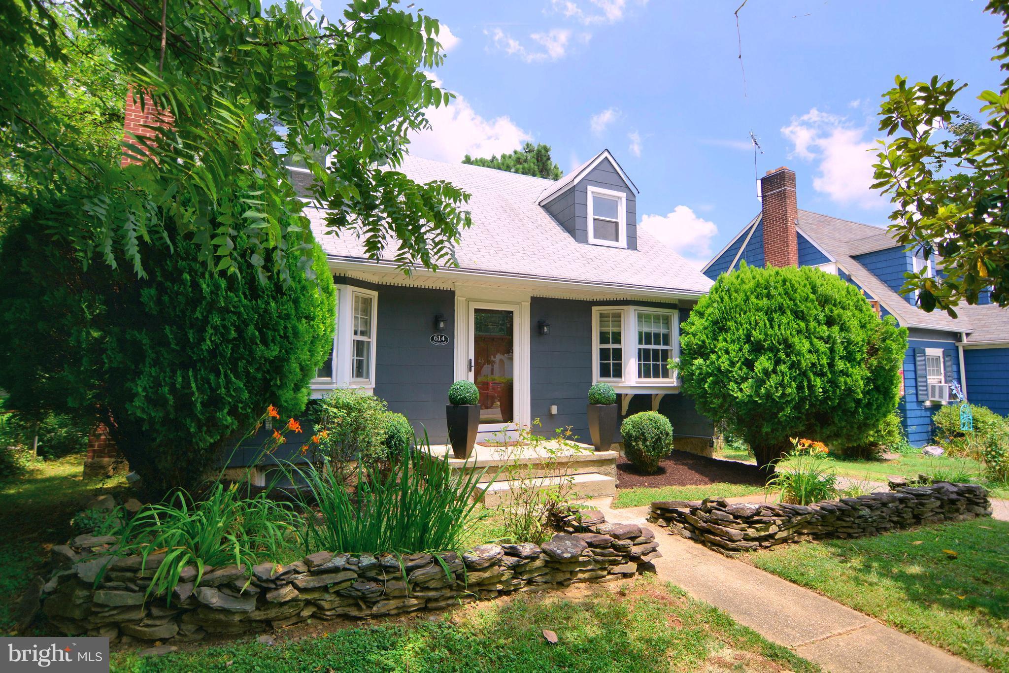 614 Dunkirk Road Baltimore, MD 21212 - Photo 25 of 30 Nicely landscaped charming cape cod
