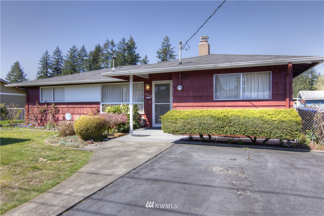 11710 Masonic Road Southwest Lakewood, WA 98498 - Photo 3 of 24 Gallery Image 3