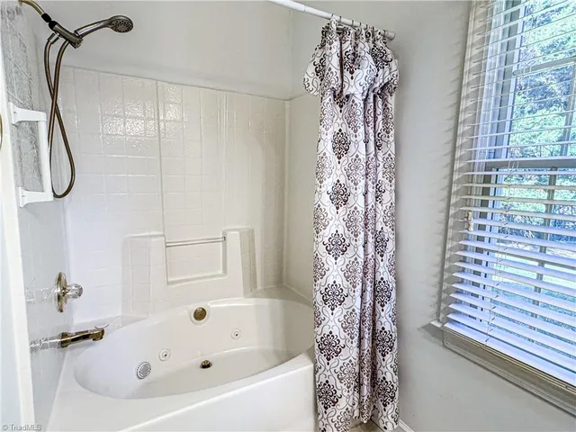 $285,000 | 629 Sonoma Lane, High Point, NC 27265