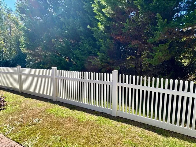 $285,000 | 629 Sonoma Lane, High Point, NC 27265