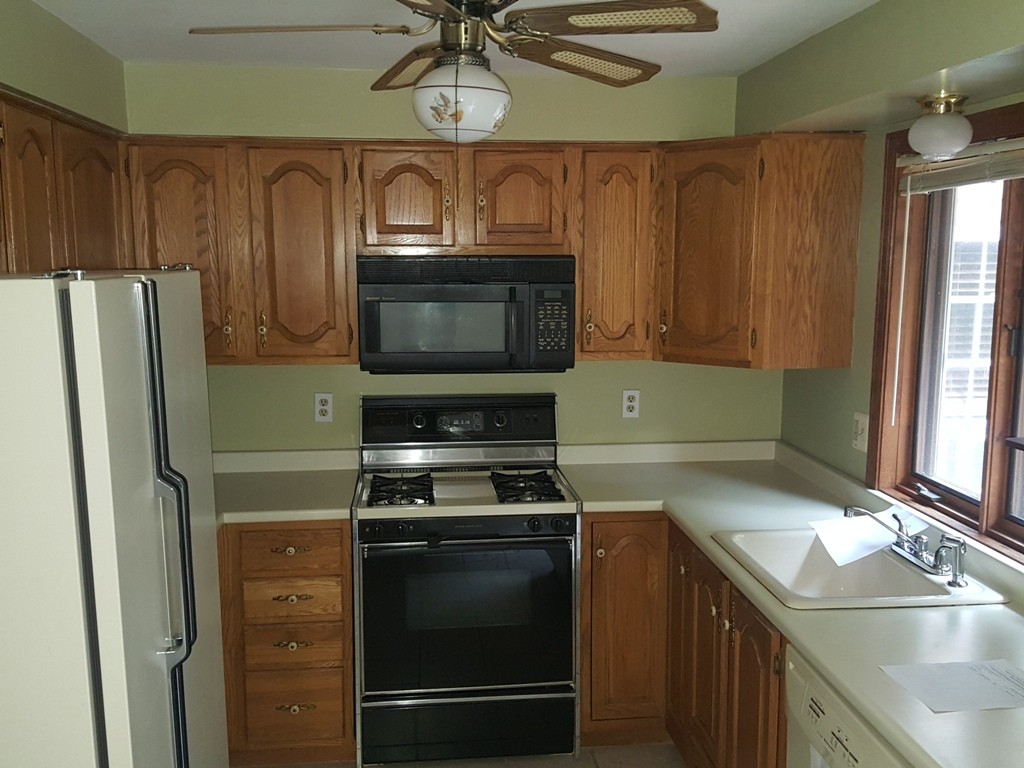 8 Samoset Road Worcester, MA 01604 - Photo 3 of 10 Gallery Image 3