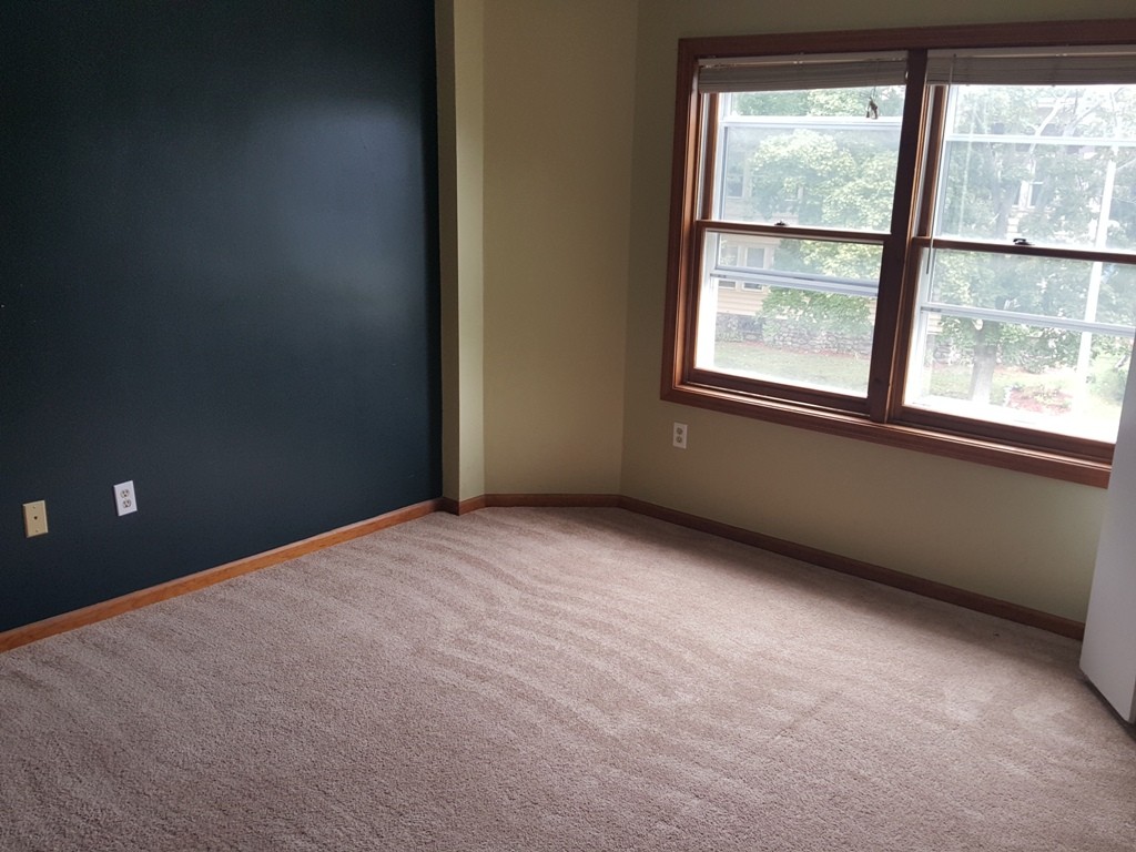 8 Samoset Road Worcester, MA 01604 - Photo 6 of 10 Gallery Image 6
