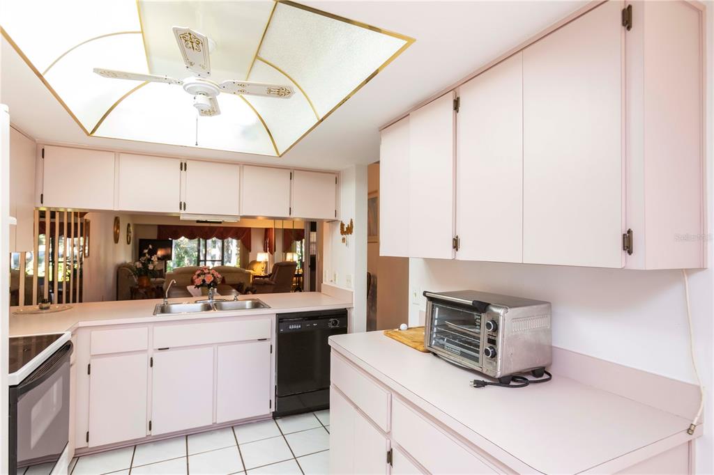 3275 Lori Lane New Port Richey, FL 34655 - Photo 10 of 59