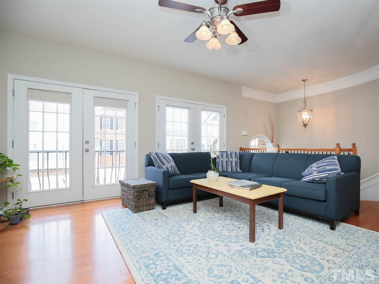 2748 Laurel Cherry Street Raleigh, NC 27612 - Photo 3 of 25 Gallery Image 3