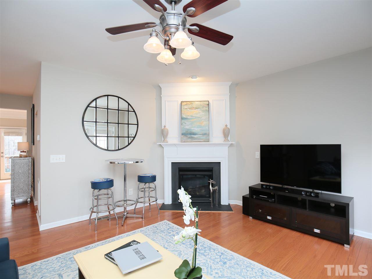 2748 Laurel Cherry Street Raleigh, NC 27612 - Photo 5 of 25 Gallery Image 5