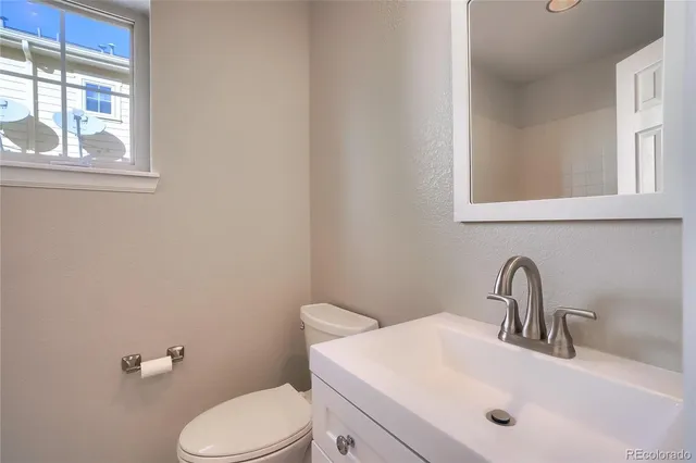 $3,600 | 4527 West 37th Avenue, Unit 7, Denver, CO 80212