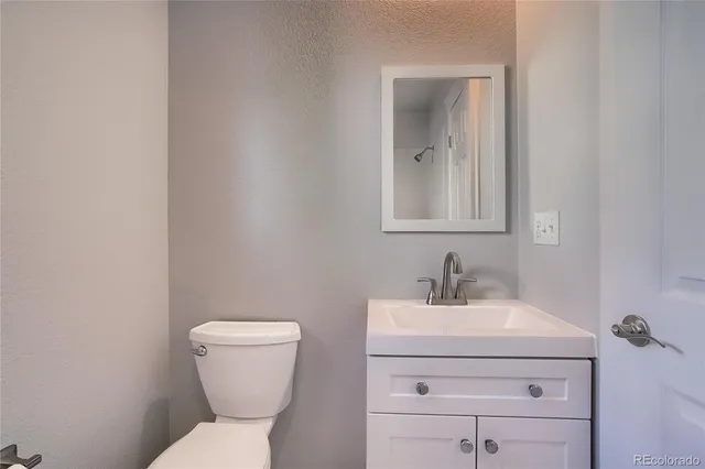 $3,600 | 4527 West 37th Avenue, Unit 7, Denver, CO 80212