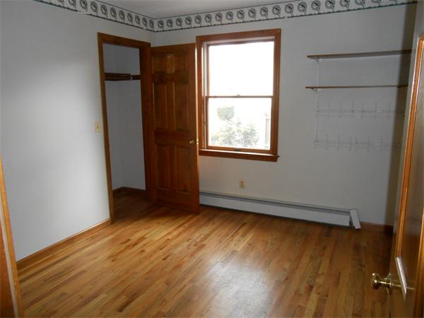 170 Jeffrey Road Springfield, MA 01119 - Photo 8 of 16