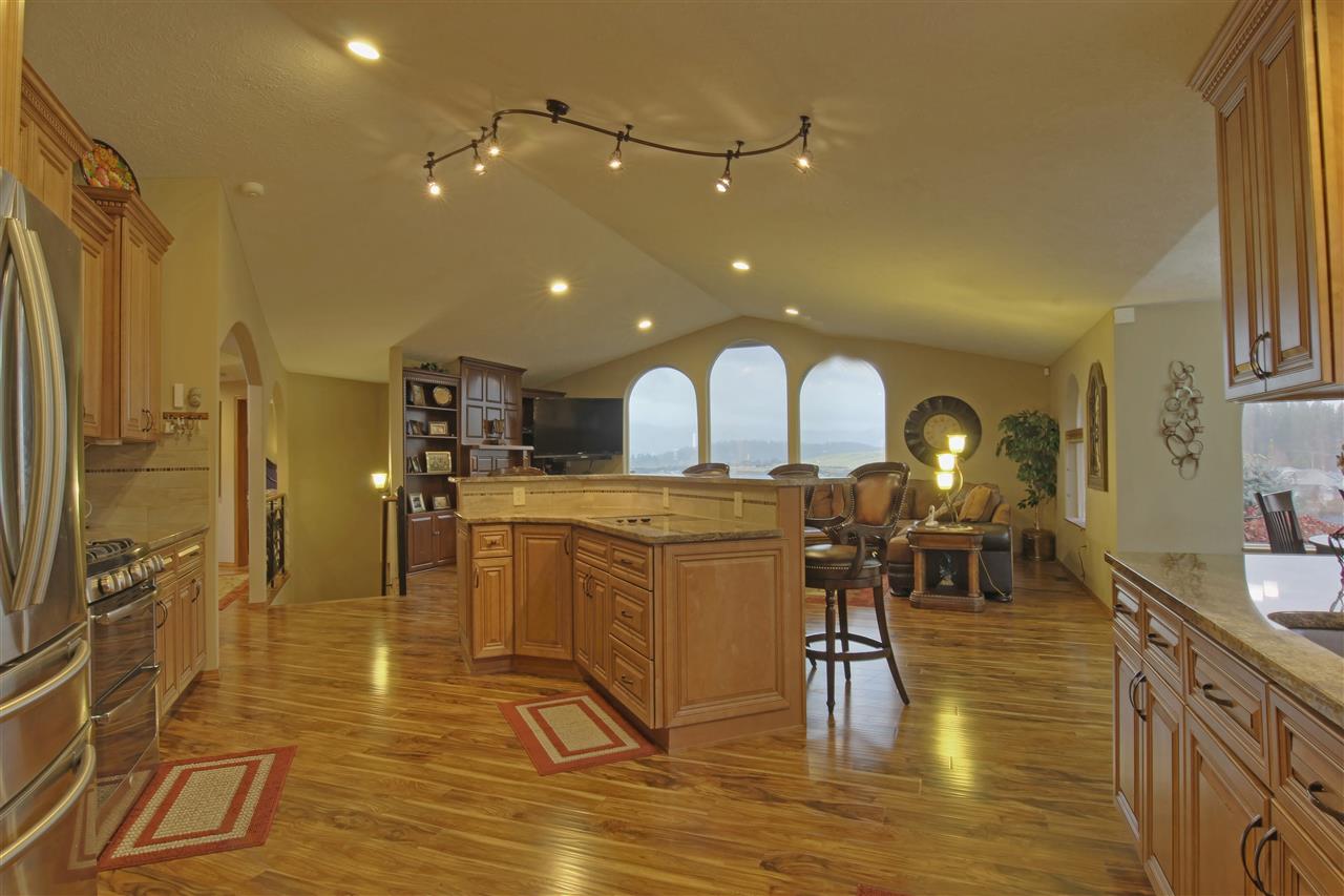 1016 South Harmony Road Spokane Valley, WA 99016 - Photo 7 of 20 Gallery Image 7