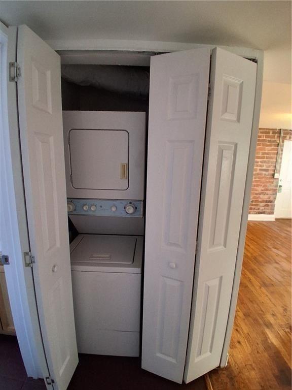 24 Daniel Street Southeast, Unit 4 Atlanta, GA 30312 - Photo 14 of 19 a utility room with washing machine