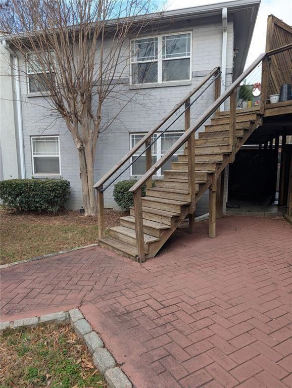 24 Daniel Street Southeast, Unit 4 Atlanta, GA 30312 - Photo 4 of 19 a view of entryway with a yard