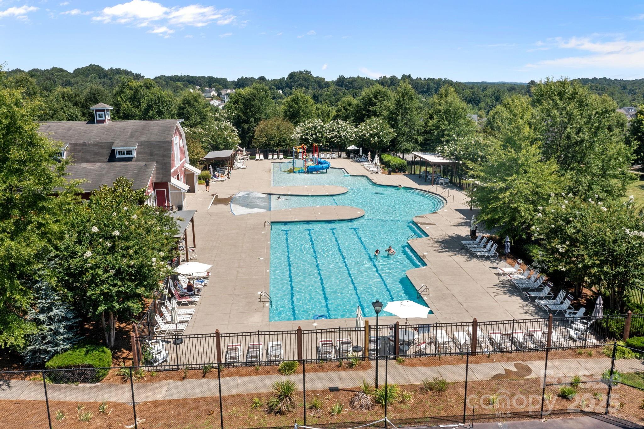 10825 Traders Court Davidson, NC 28036 - Photo 29 of 36 a view of a city