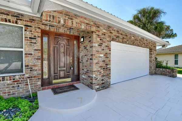 $6,300 | 2334 Timbercreek Circle Northwest, Boca Raton, FL 33431