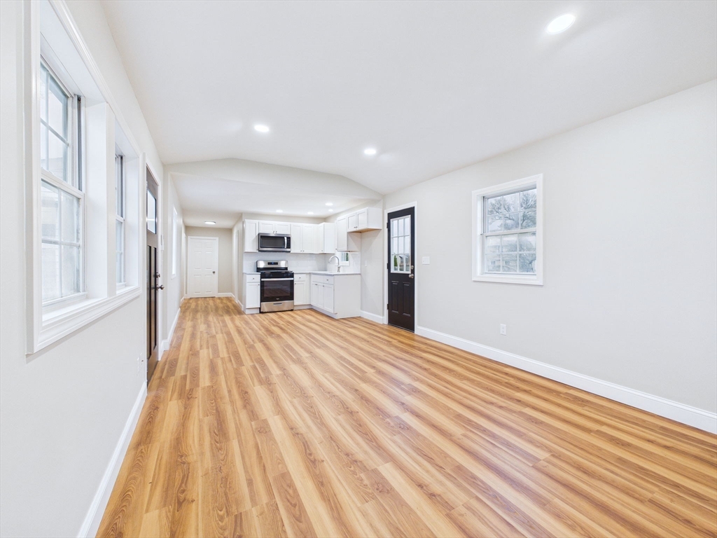 715 Newhall Street Fall River, MA 02721 - Photo 12 of 26