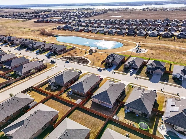 $2,350 | 1111 Burlingame Drive, Cleburne, TX 76033