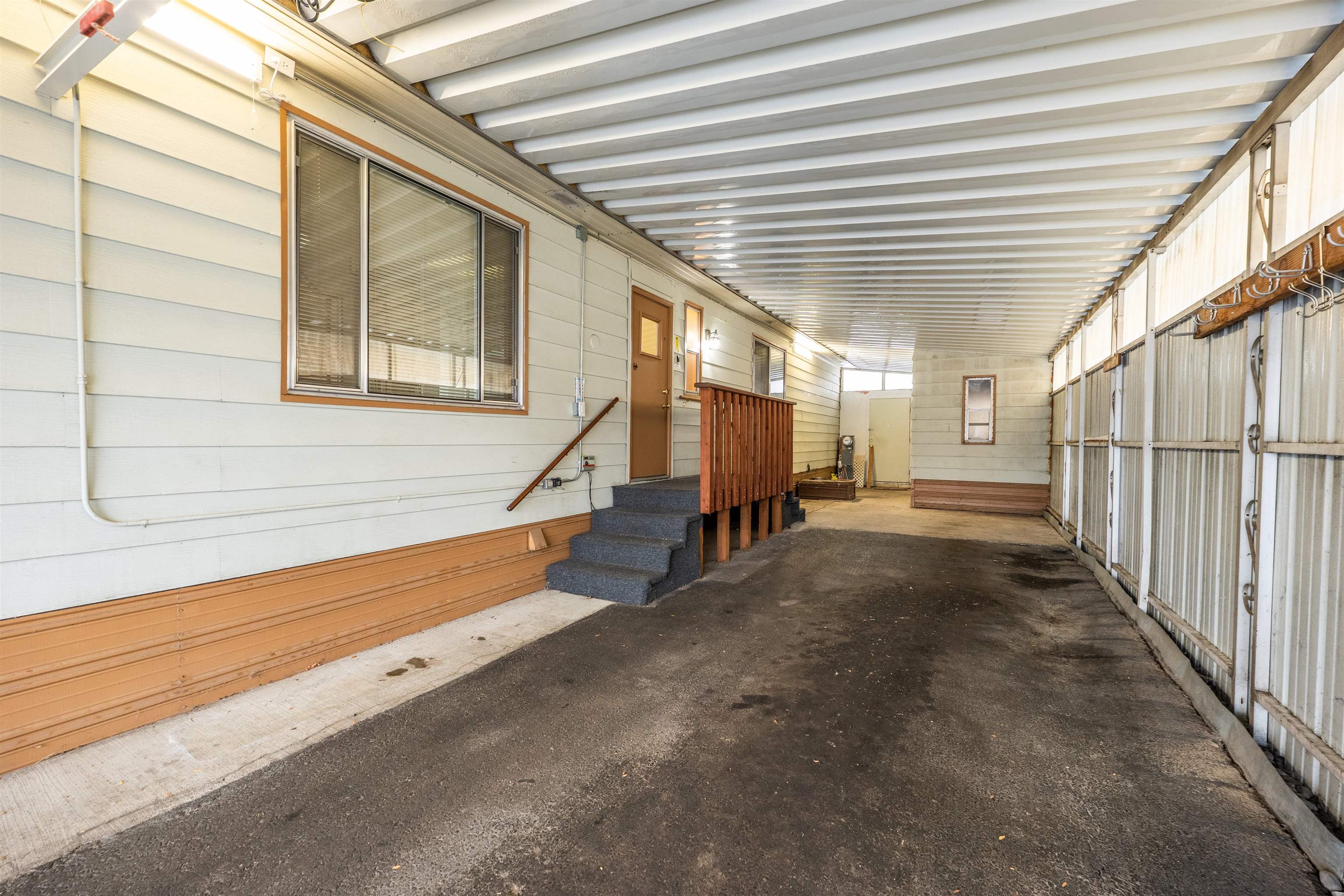 1205 East Lyons Avenue, Unit 4 Spokane, WA 99208 - Photo 18 of 32