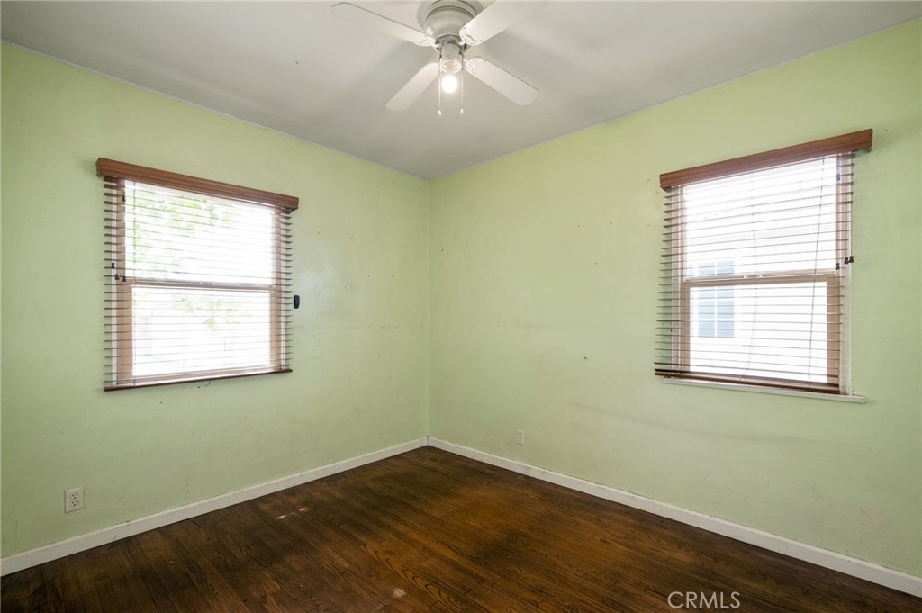 2736 Jackson Street East Carson, CA 90810 - Photo 18 of 37