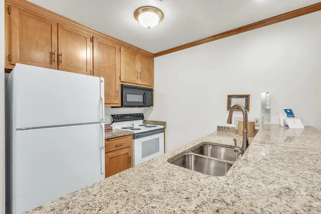 $329,900 | 101 Osthoff Avenue, Unit 433, Elkhart Lake, WI 53020