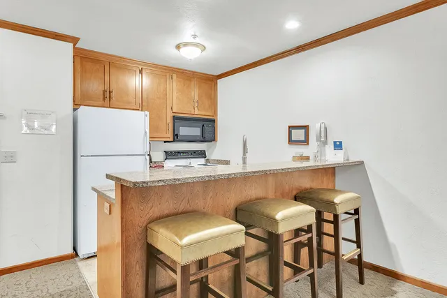 $329,900 | 101 Osthoff Avenue, Unit 433, Elkhart Lake, WI 53020