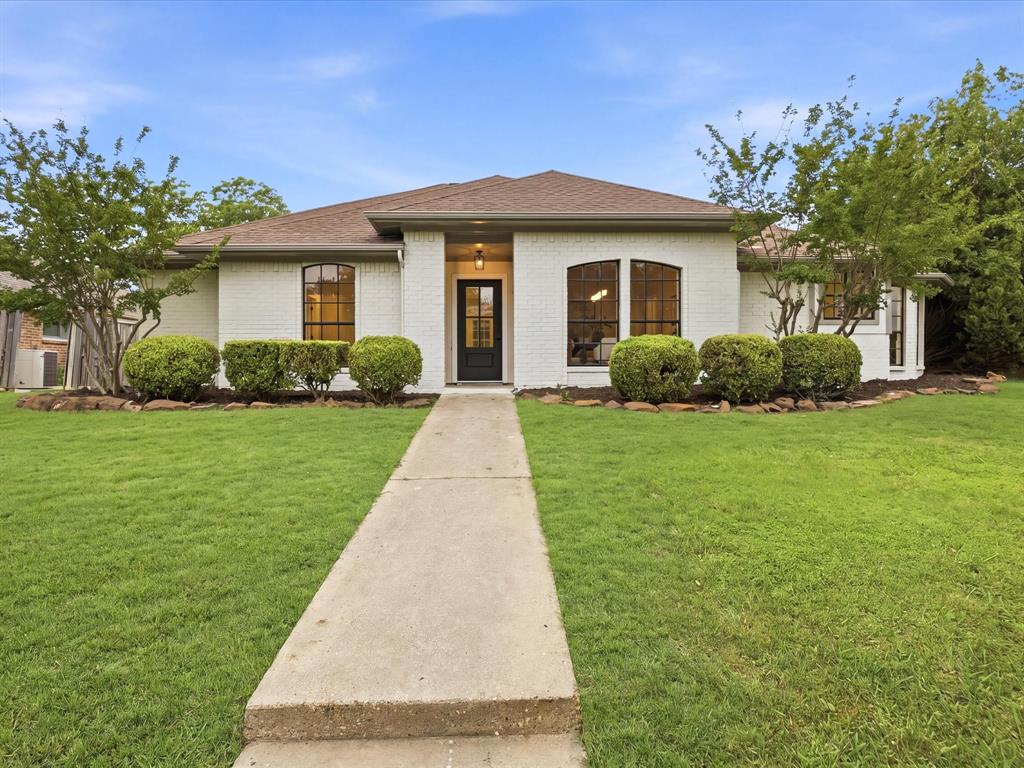 2229 Ridgewood Carrollton, TX 75006 - Photo 1 of 30
