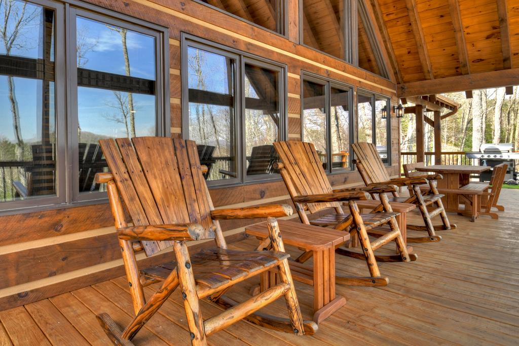 91 Heritage Way Cherry Log, GA 30522 - Photo 14 of 35 a view of a patio with table and chairs