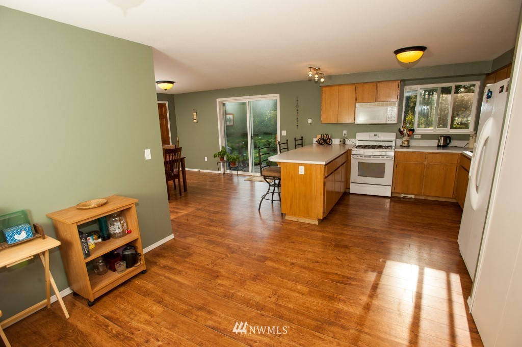 15912 Gibson Road Southwest Tenino, WA 98589 - Photo 7 of 22