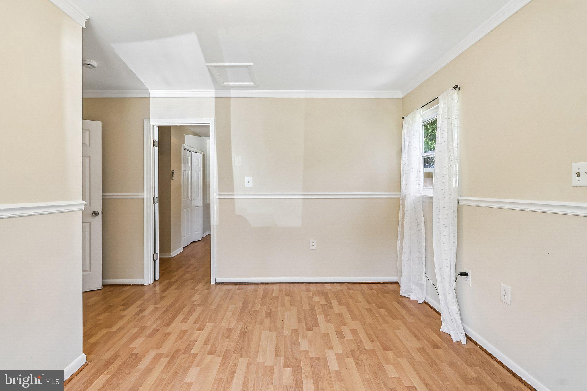 5631 Ellerbie Street Lanham, MD 20706 - Photo 13 of 41 Living Space Separate Living Area