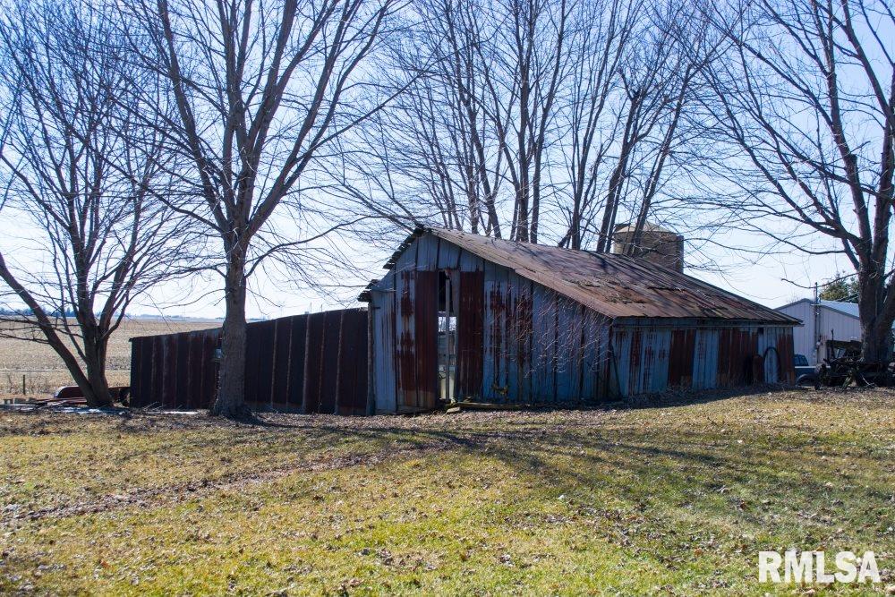 18521 Bunker Hill Road Morrison, IL 61270 - Photo 12 of 41