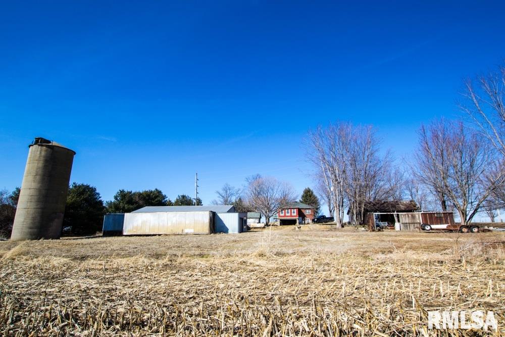 18521 Bunker Hill Road Morrison, IL 61270 - Photo 17 of 41