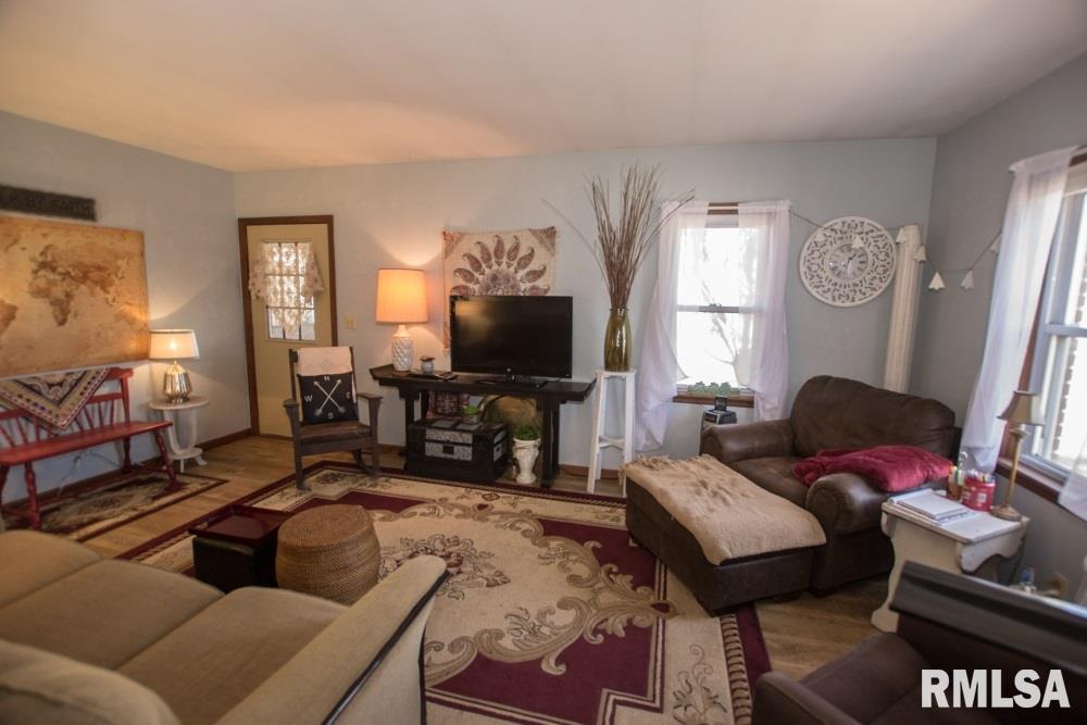18521 Bunker Hill Road Morrison, IL 61270 - Photo 27 of 41