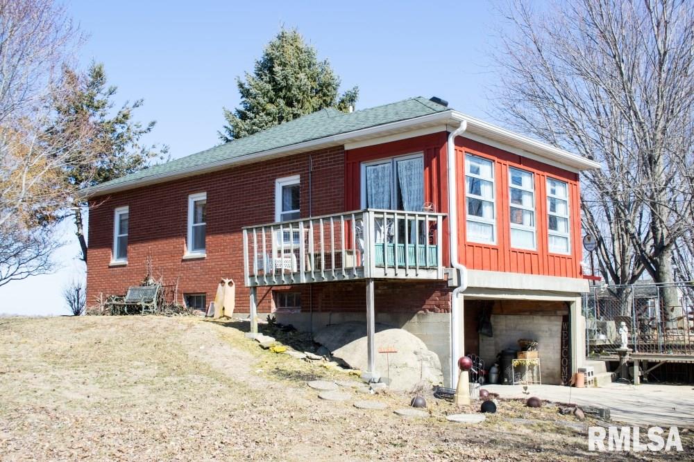 18521 Bunker Hill Road Morrison, IL 61270 - Photo 4 of 41