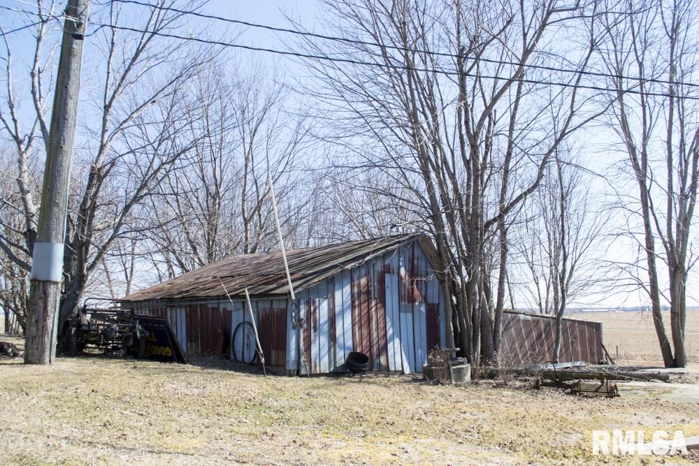 18521 Bunker Hill Road Morrison, IL 61270 - Photo 9 of 41