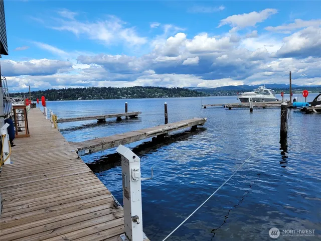 $500 | 9050 Seward Park Avenue South, Unit 125, Seattle, WA 98118