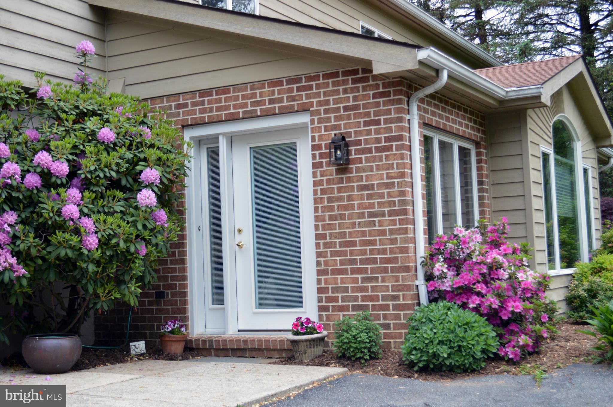 22524 Shiloh Church Road Boyds, MD 20841 - Photo 3 of 20 a front view of a house with plants